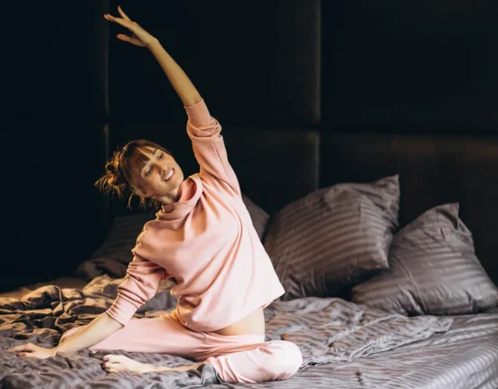 Why Experts Say You Should Try Staying Awake